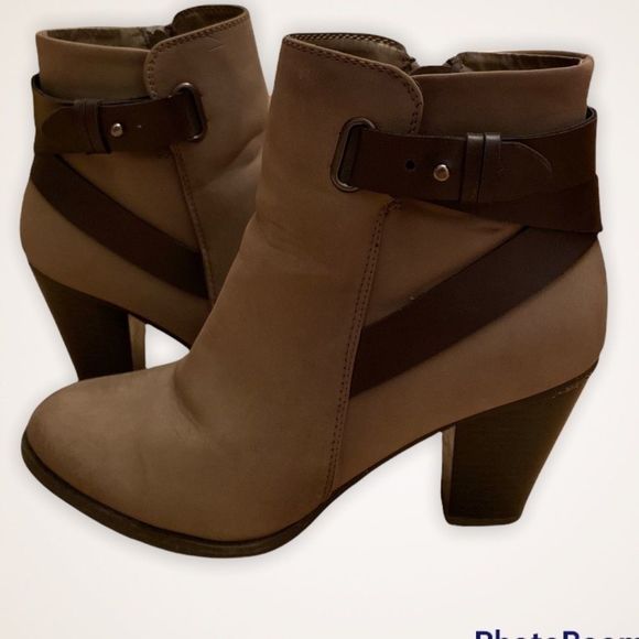 APT. 9 Fulton Taupe Buckled Ankle Boots - Picture 2 of 11